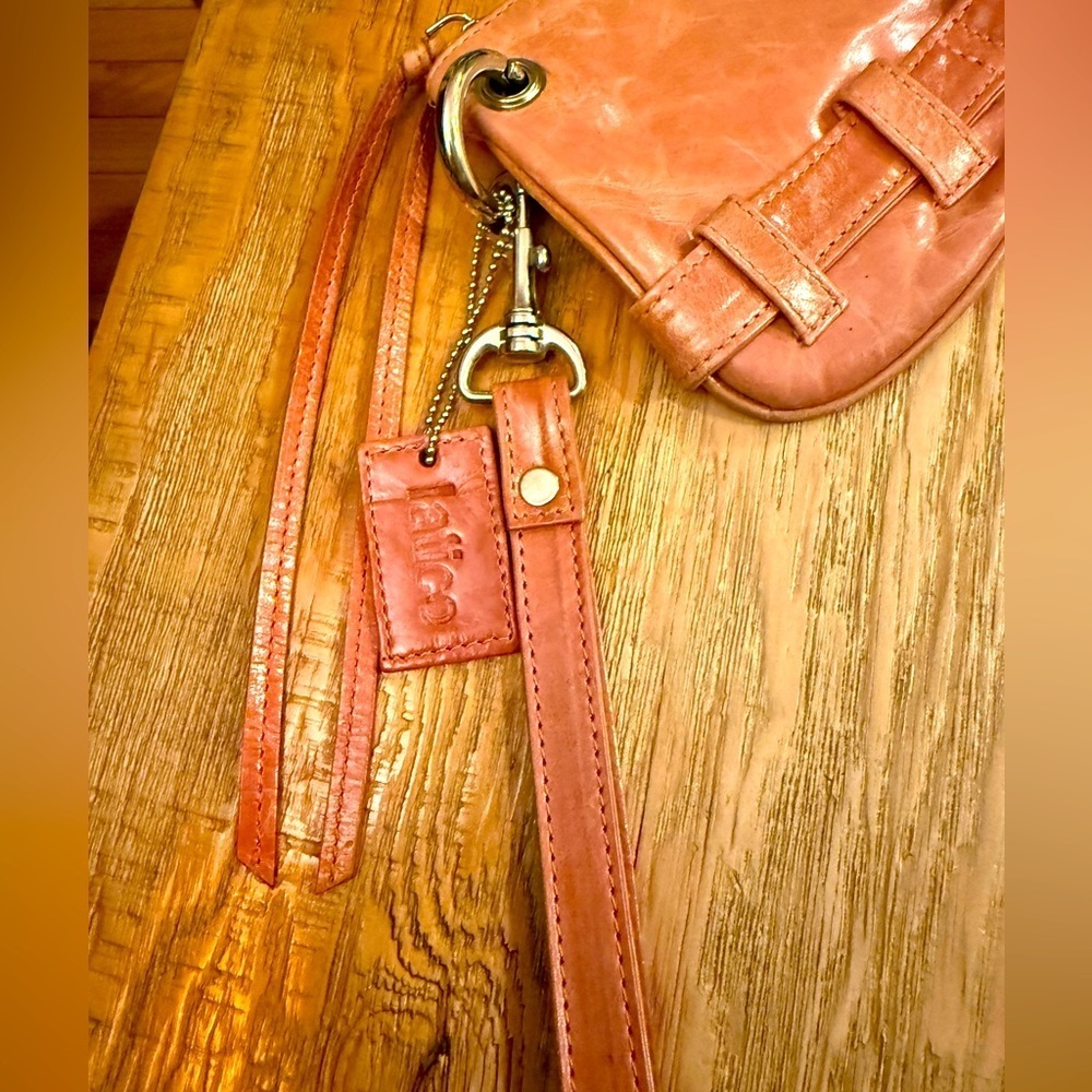 Latico Pink Leather Wristlet Clutch Silver Hardware 10x5 - Picture 4 of 6